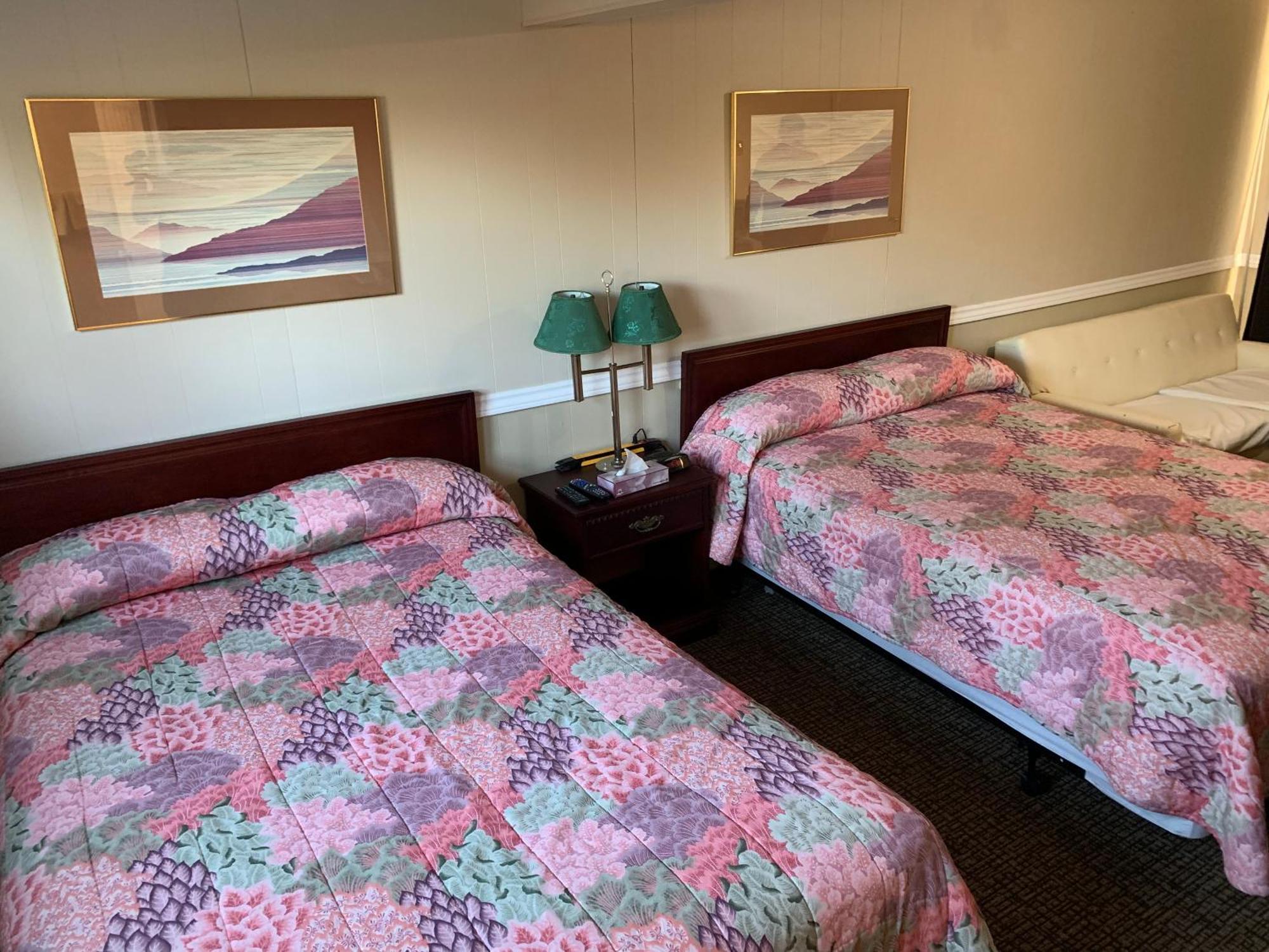 Twin Oaks Motel Orono Eksteriør billede