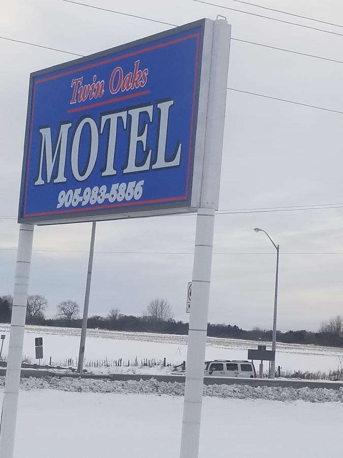 Twin Oaks Motel Orono Eksteriør billede